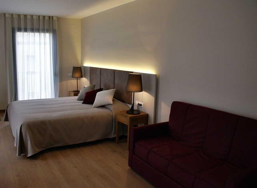 Aparthotel K Фігерас Екстер'єр фото